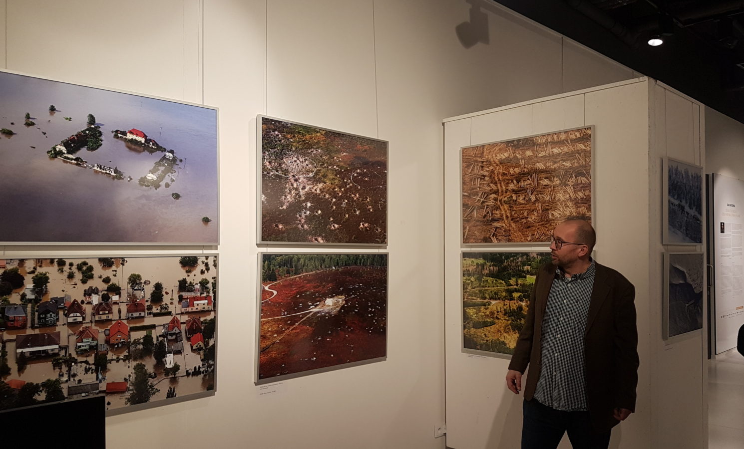 Komentovaná prohlídka výstavy Česko z letadla