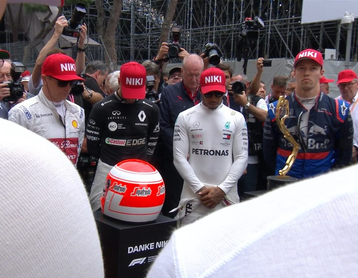 D7fqxhuWwAILzJq.jpg-large