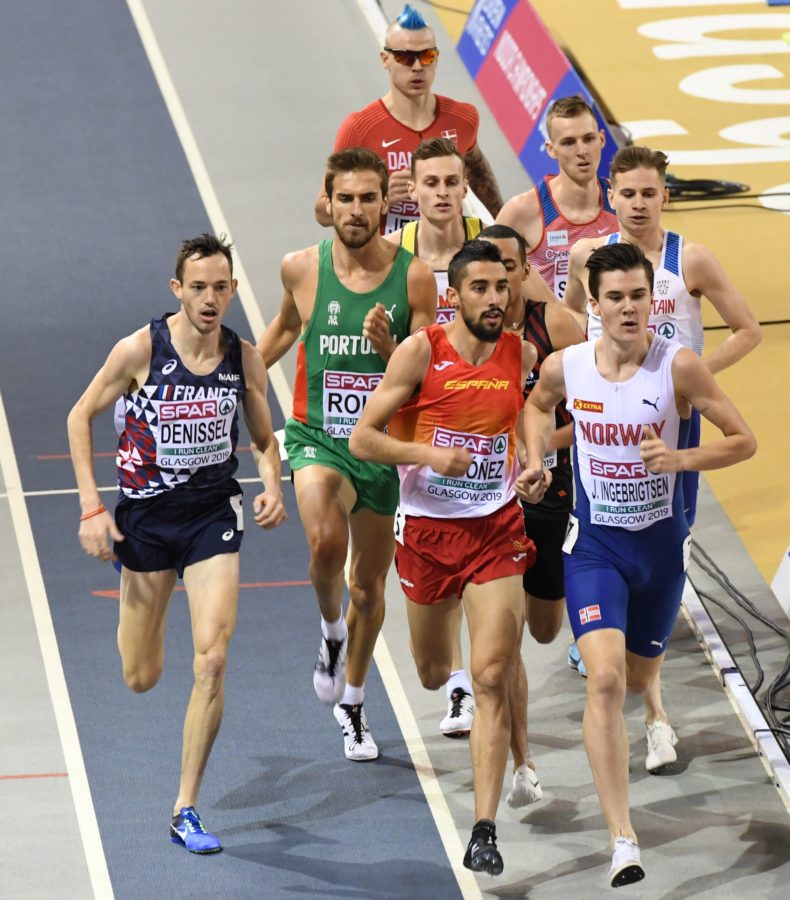 Sasínek-a-Friš-rozběh-1500-m-1