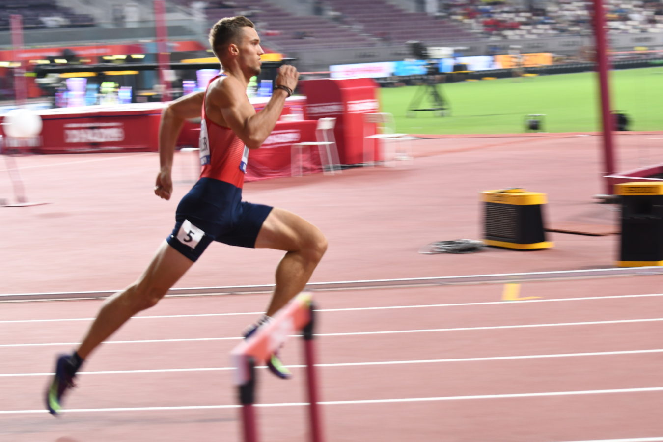 Vít-Muller-400-m-přek.-MS-2019-11